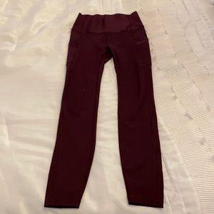 GapFit sculpt compression burgundy leggings